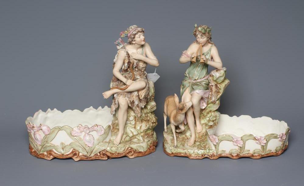 A MATCHED PAIR OF ROYAL DUX PORCELAIN FIGURAL CENTRE BOWLS Image