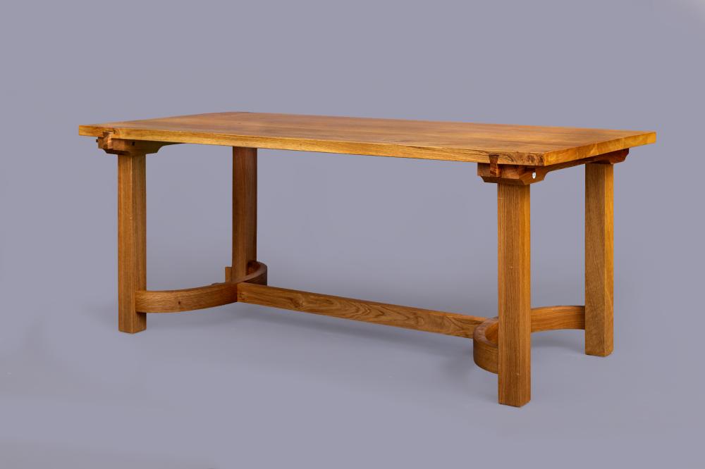 MARCUS JACKA NON STANDARD STUDIO THIRSK - AN ORBITT OAK DINING TABLE Image