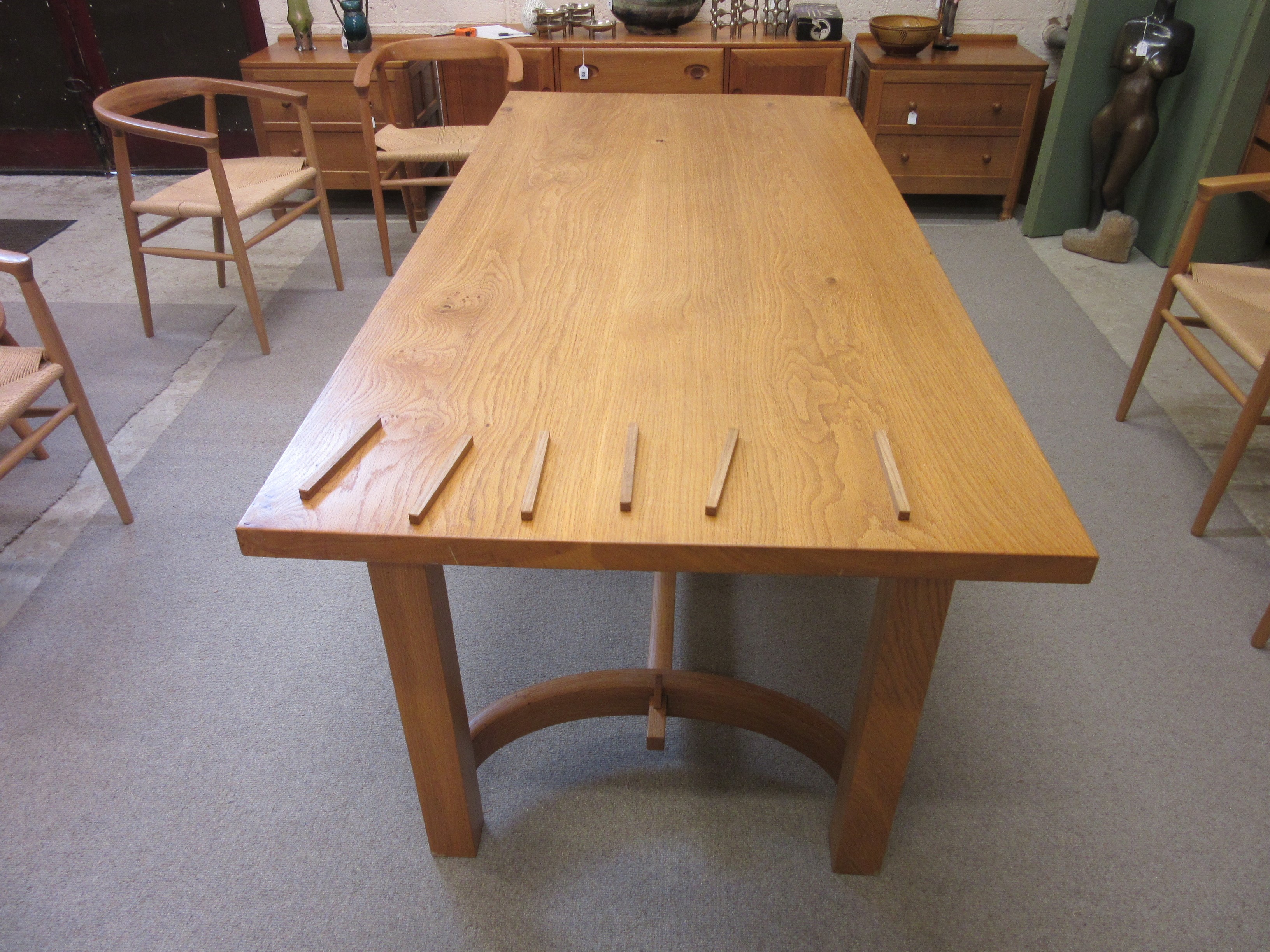 MARCUS JACKA NON STANDARD STUDIO THIRSK - AN ORBITT OAK DINING TABLE Image