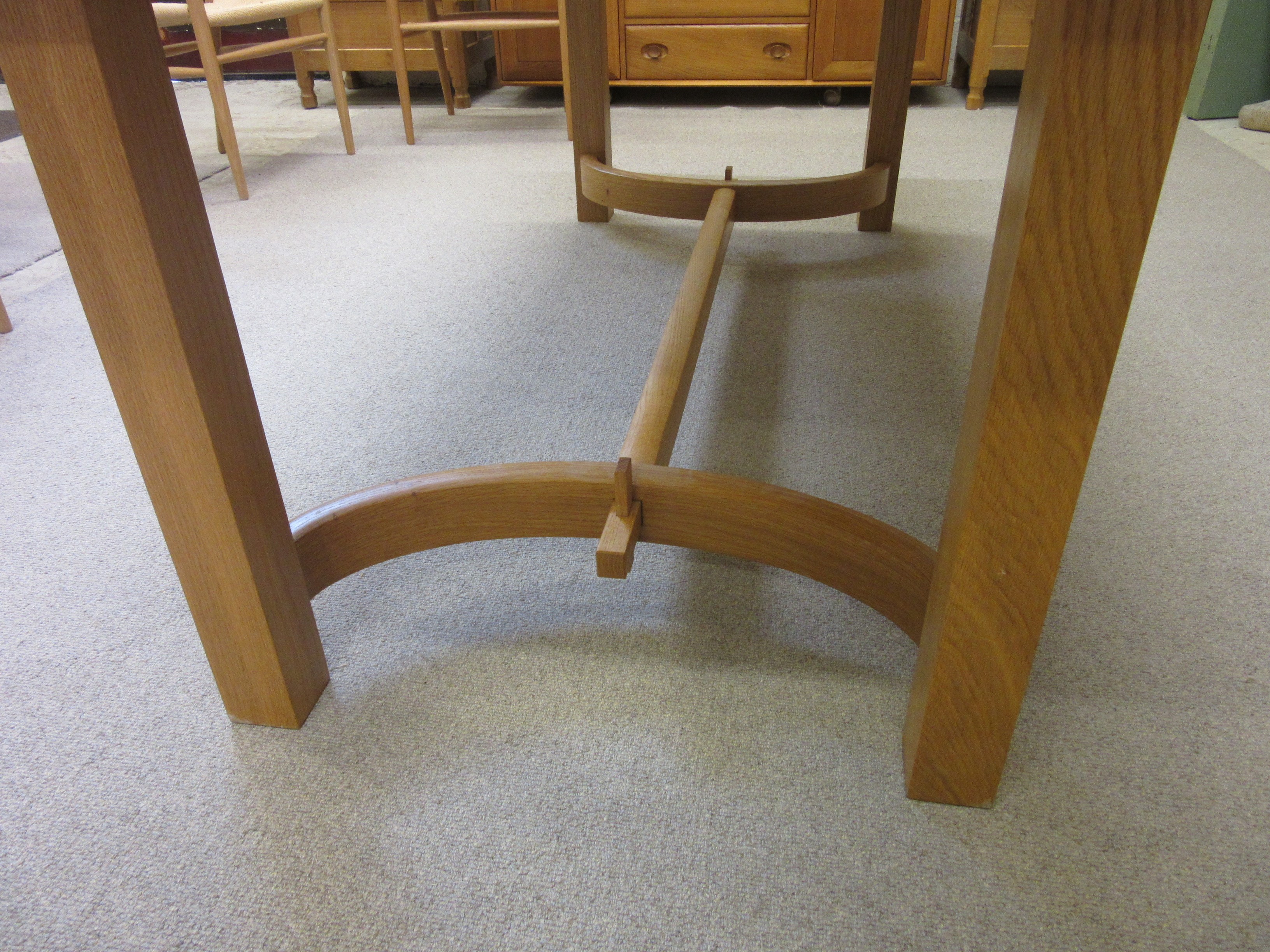 MARCUS JACKA NON STANDARD STUDIO THIRSK - AN ORBITT OAK DINING TABLE Image