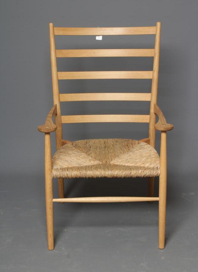 MARCUS JACKA NON STANDARD STUDIO THIRSK - AN ASCEND OAK DINING CHAIR Image
