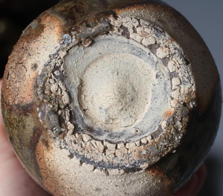 A BIZEN STONEWARE TALL EWER Image
