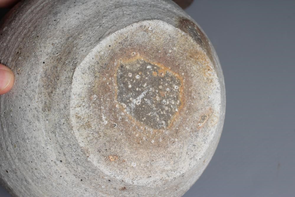 A BIZEN STONEWARE TALL EWER Image