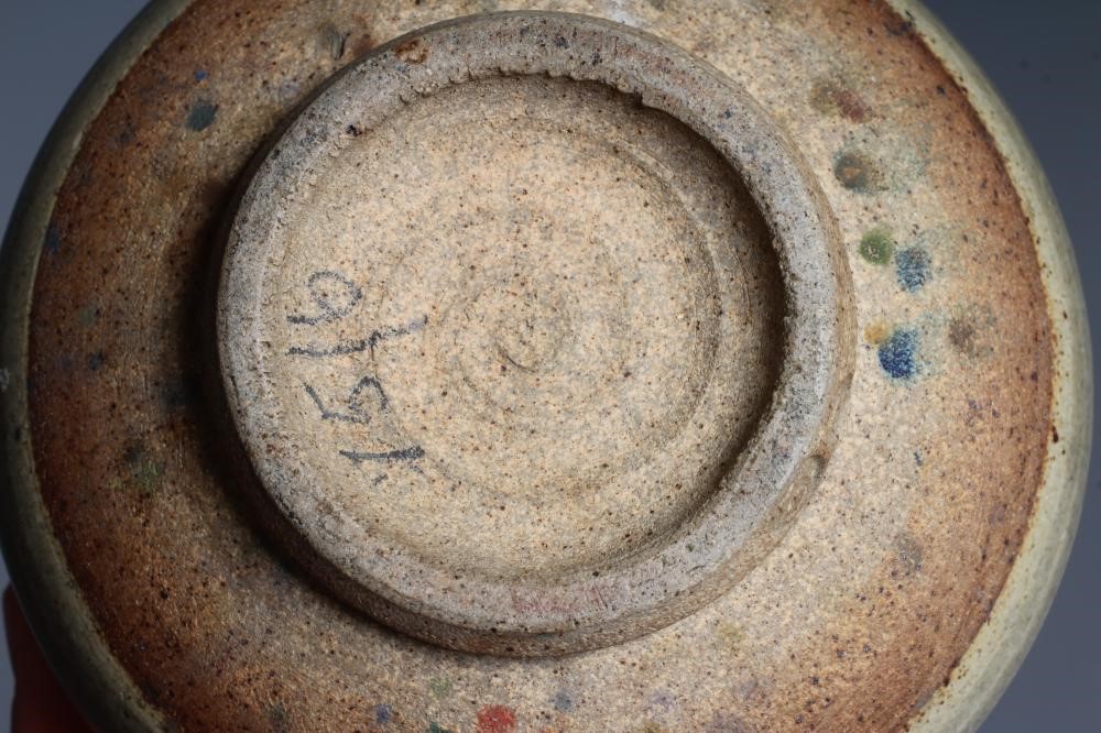 GEOFFREY WHITING (1919-1988) FOR AVONCROFT A brown glazed stoneware bowl and cover of squat rounded Image