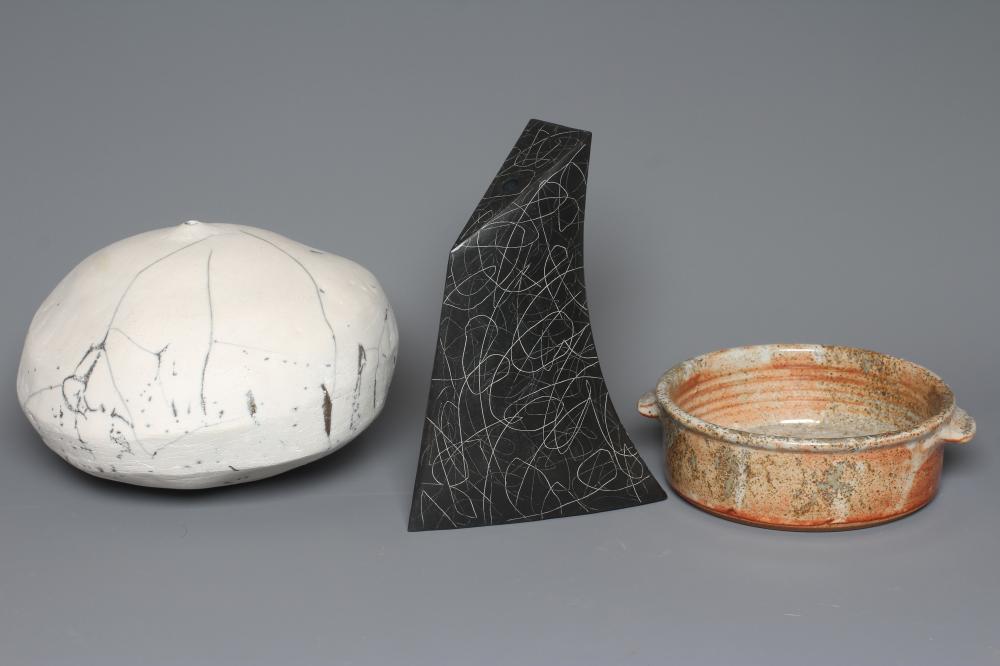 LORETTA BRAGANZA (b.1990) An abstract shaped triangular stoneware sculpture with white incising on a Image