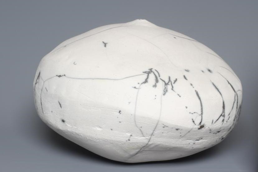 LORETTA BRAGANZA (b.1990) An abstract shaped triangular stoneware sculpture with white incising on a Image