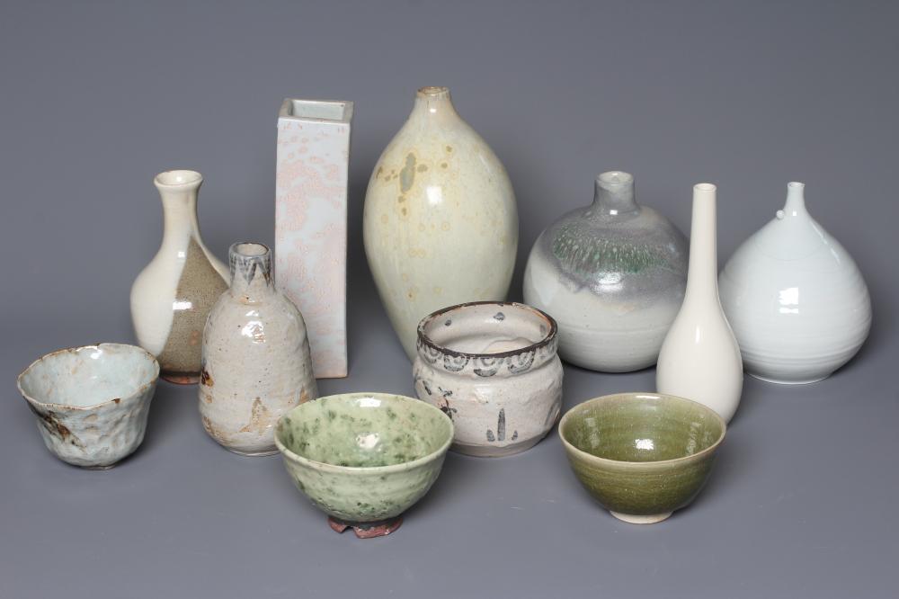A COLLECTION OF JAPANESE VASES AND BOWLS including a pale celadon glazed globular vase with incised Image