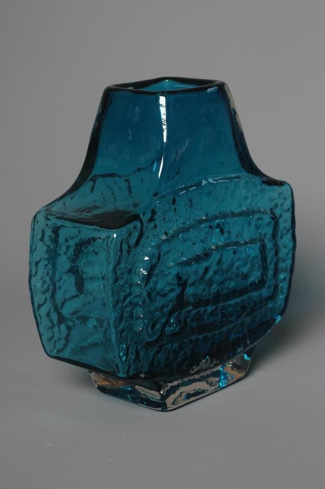 GEOFFREY BAXTER FOR WHITEFRIARS - A KINGFISHER BLUE TV VASE, shape 9637, 6 3/4" high (Est. plus 24% Image