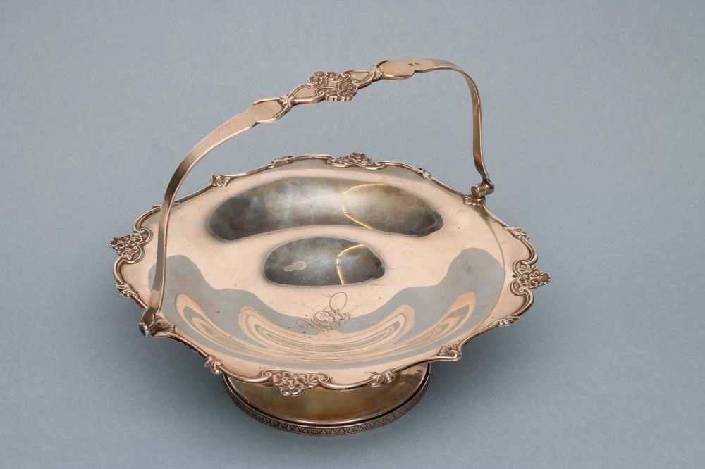 *A SILVER CAKE BASKET Image