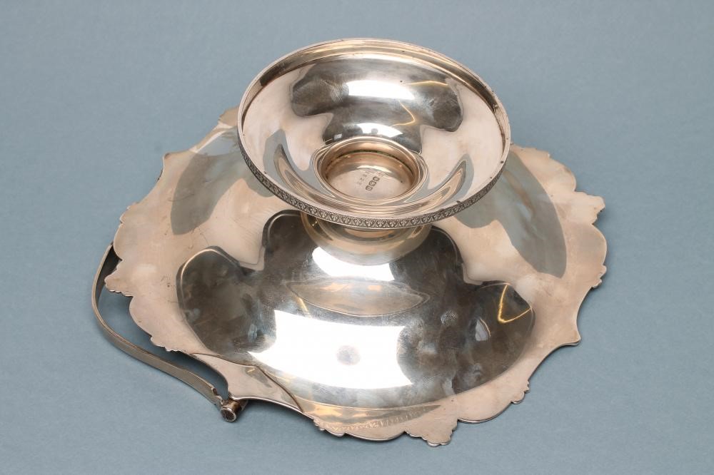 *A SILVER CAKE BASKET Image