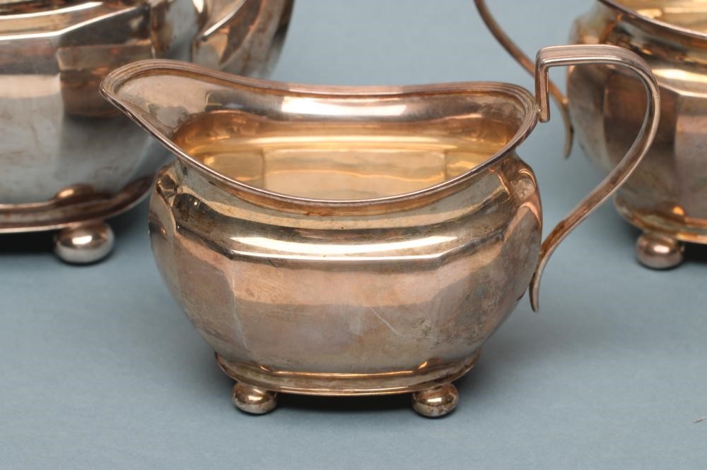 *A THREE PIECE SILVER TEA SERVICE Image