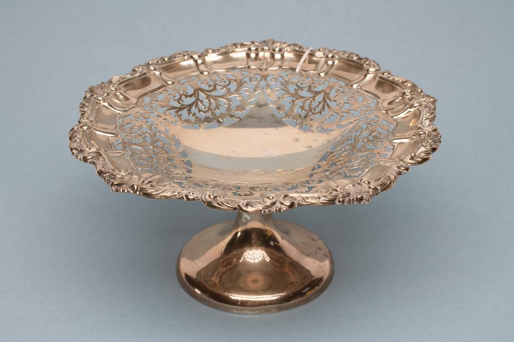 *AN EDWARDIAN SILVER TAZZA Image