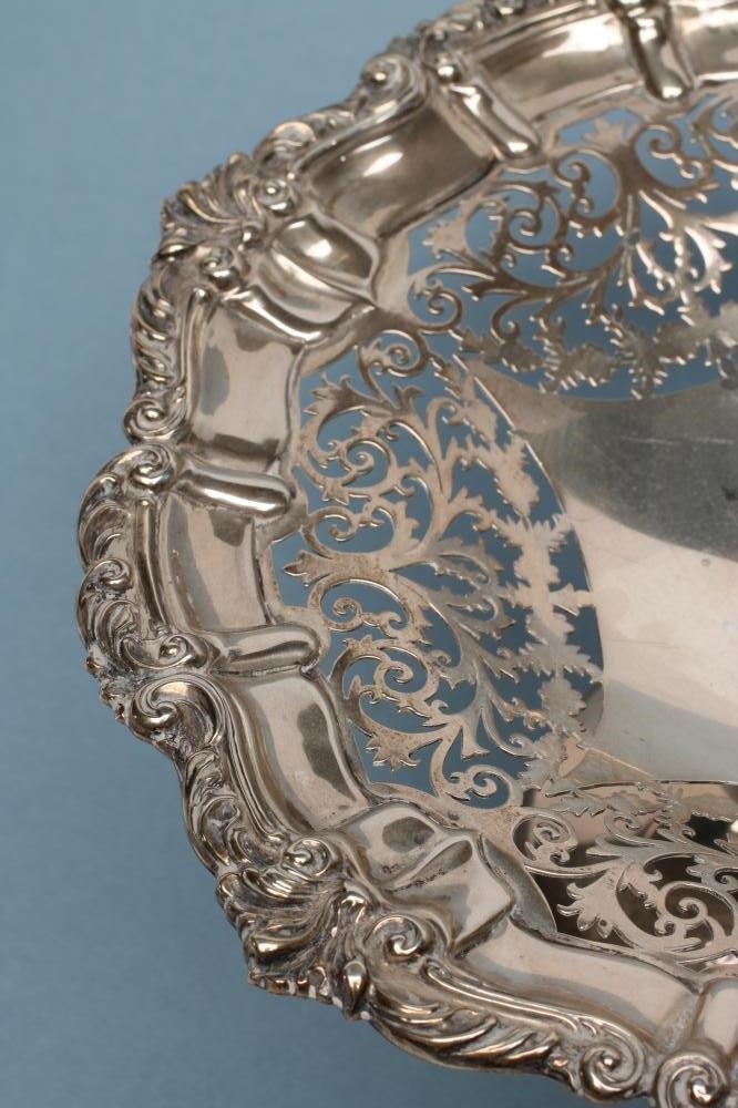 *AN EDWARDIAN SILVER TAZZA Image