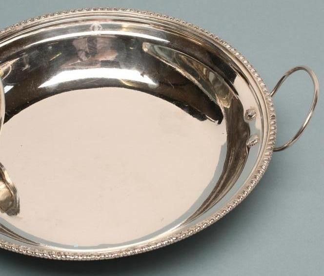 A GEORGE III SILVER HASH DISH AND COVER Image