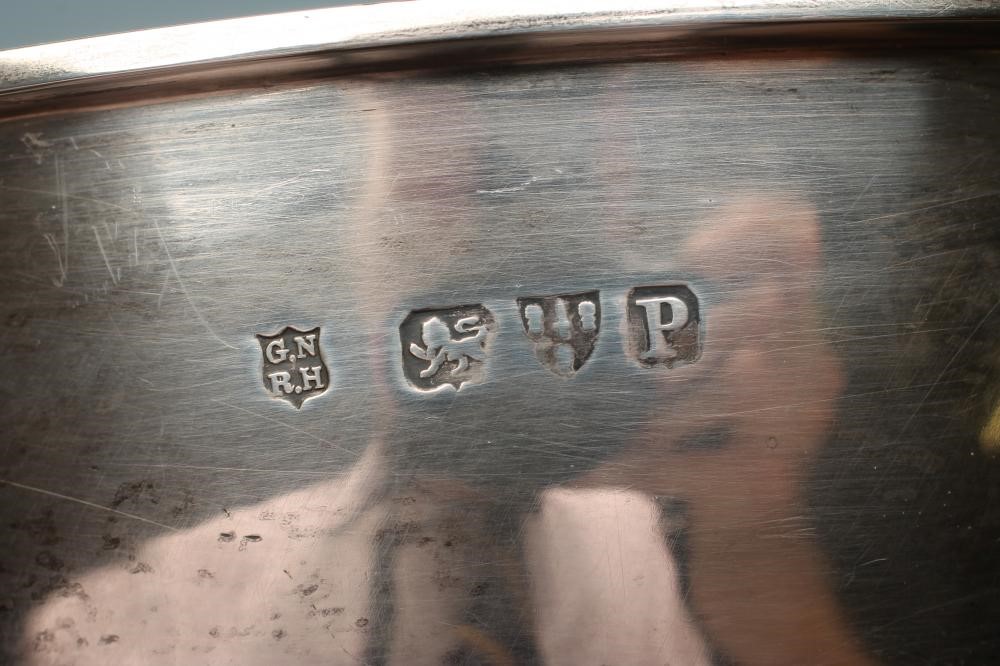 A LATE VICTORIAN SILVER BOWL Image