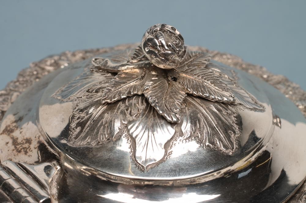 A WILLIAM IV SCOTTISH FOUR PIECE SILVER TEA AND COFFEE SERVICE Image