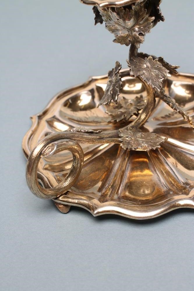A WILLIAM IV SILVER CHAMBERSTICK Image