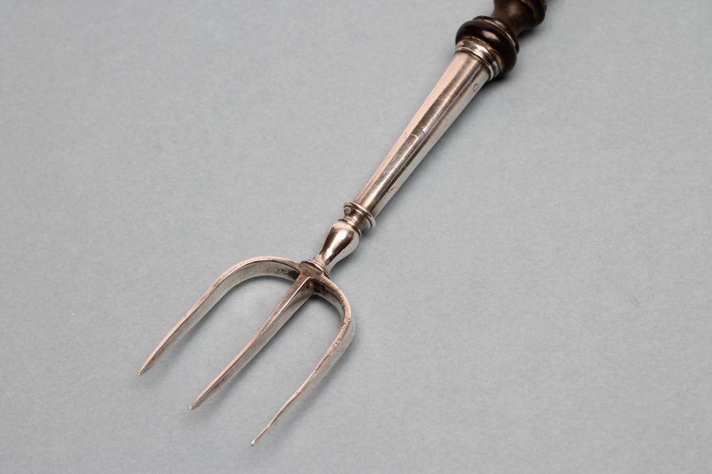 A LATE GEORGE III SILVER TOASTING FORK Image