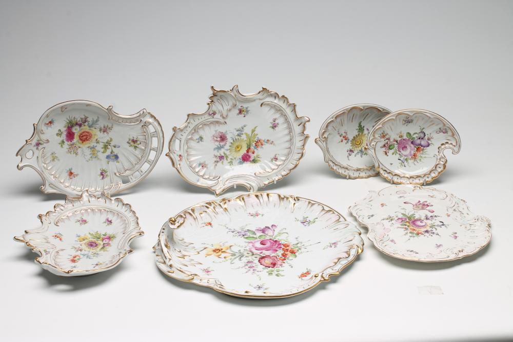 A COMPOSITE DRESDEN PORCELAIN PART SERVICE Image