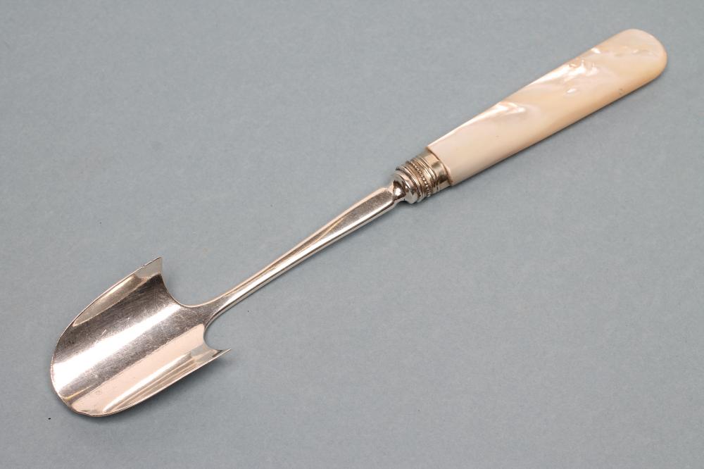A VICTORIAN SILVER STILTON SCOOP Image