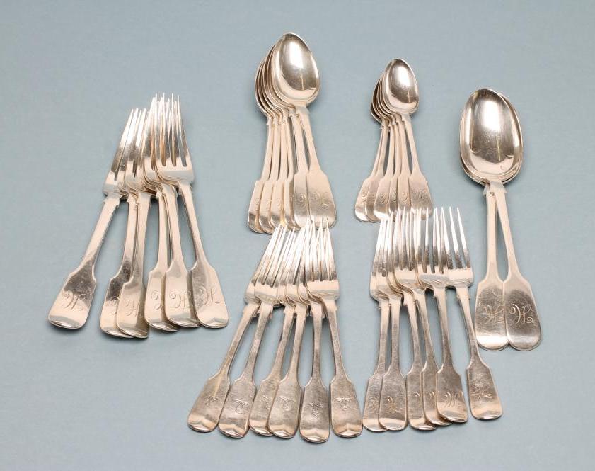 *A SILVER MATCHED AND COMPOSITE PART TABLE SERVICE in Fiddle pattern Image