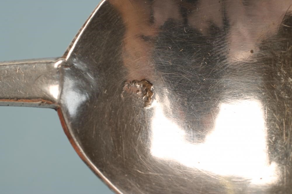 A CHARLES II SILVER SEAL TOP SPOON Image