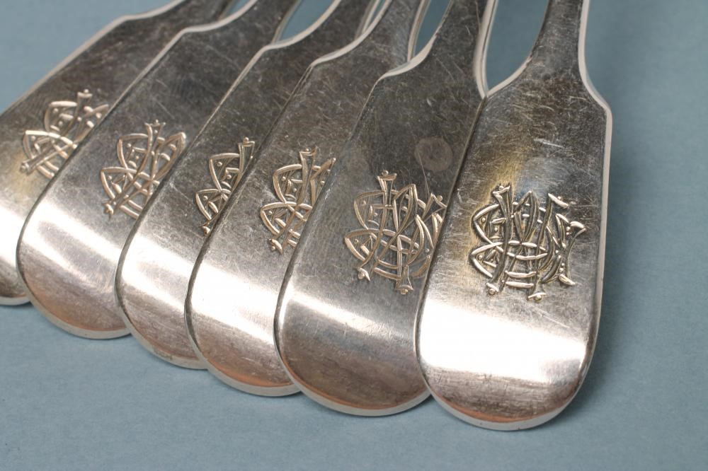 *A SET OF SIX WILLIAM IV SILVER TABLE FORKS Image