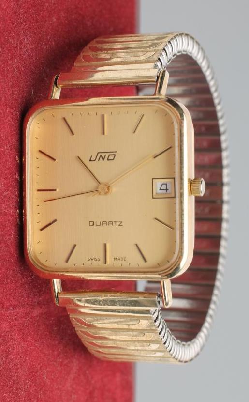 A GENTLEMAN'S 9CT GOLD "UNO" WRISTWATCH Image