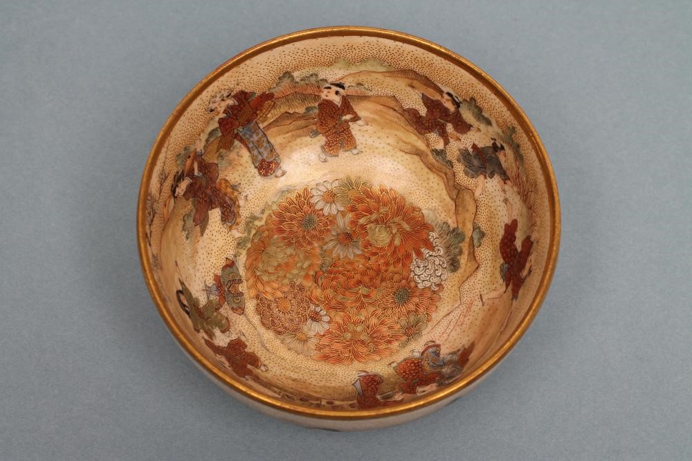A SATSUMA EARTHENWARE SMALL BOWL of circular form Image
