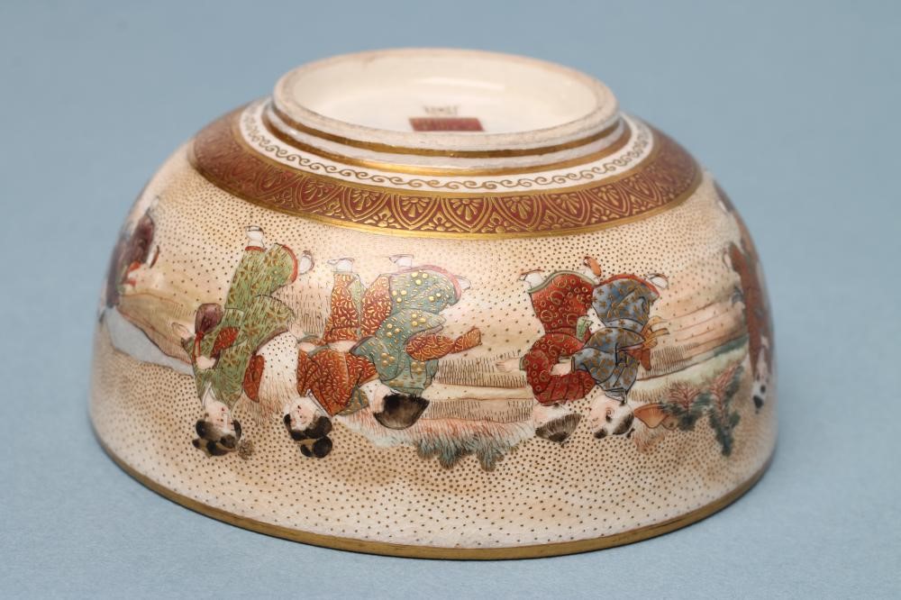 A SATSUMA EARTHENWARE SMALL BOWL of circular form Image