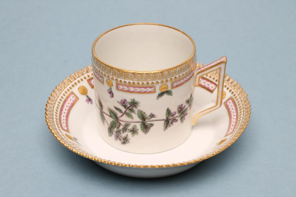 A ROYAL COPENHAGEN PORCELAIN "FLORA DANICA" CAN AND SAUCER Image