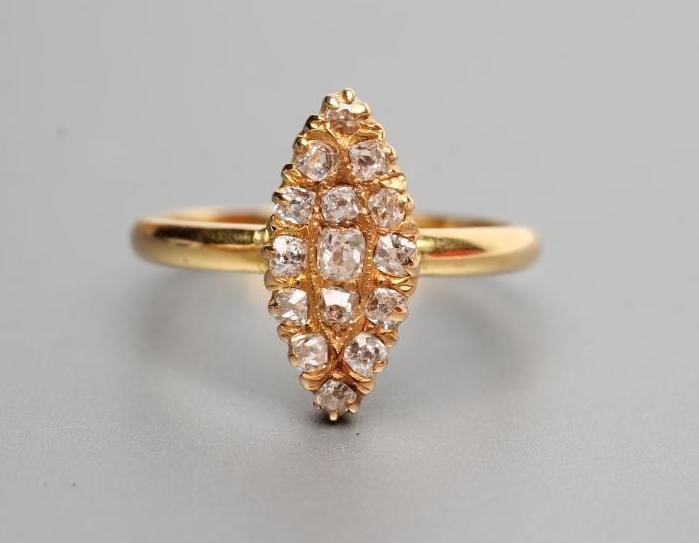 A DIAMOND RING Image