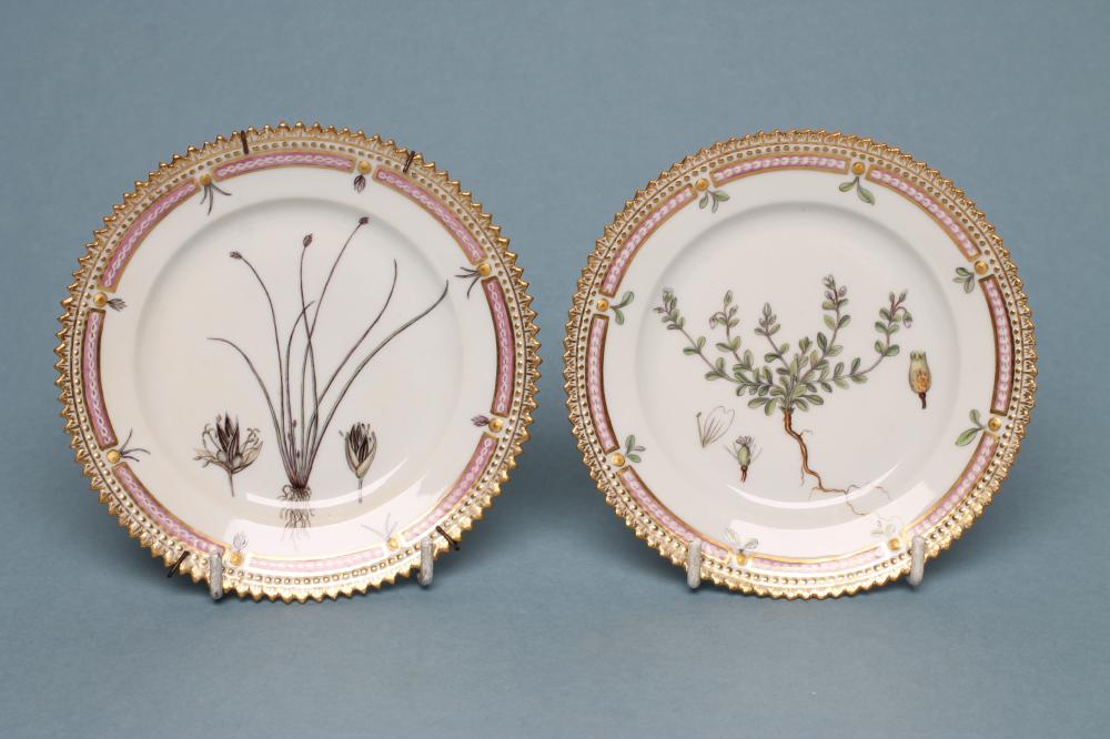 A PAIR OF ROYAL COPENHAGEN PORCELAIN "FLORA DANICA" TEA PLATES of plain circular form centrally Image