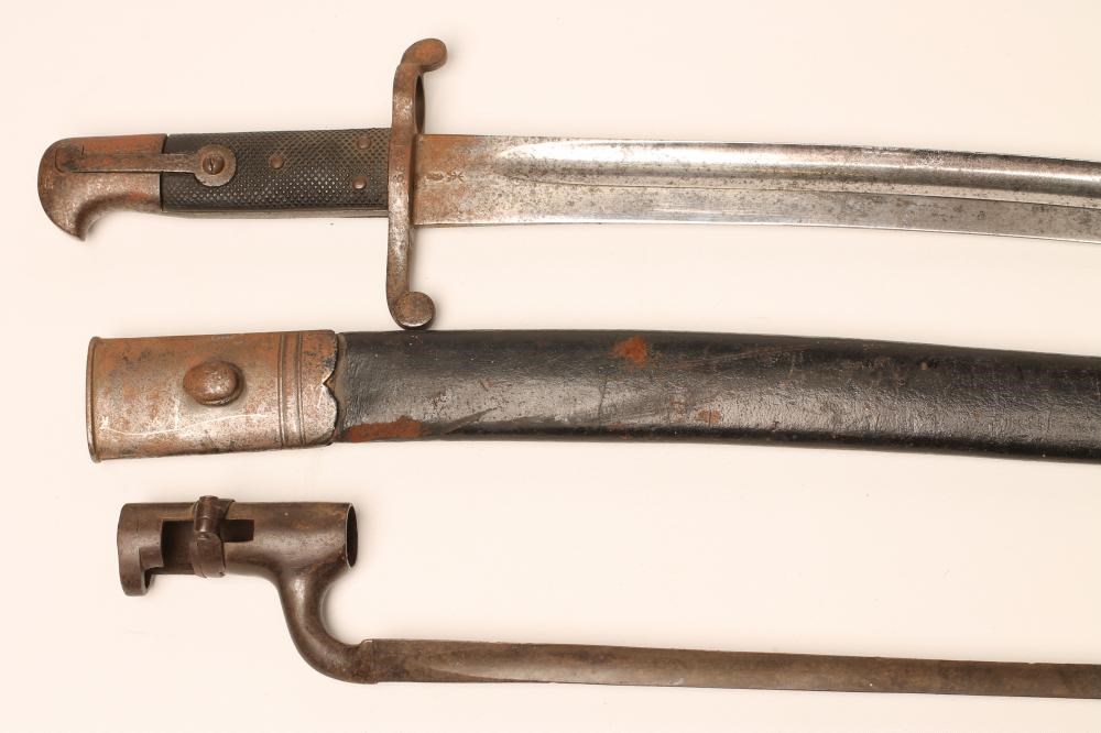 AN 1860 PATTERN BRITISH BAYONET Image