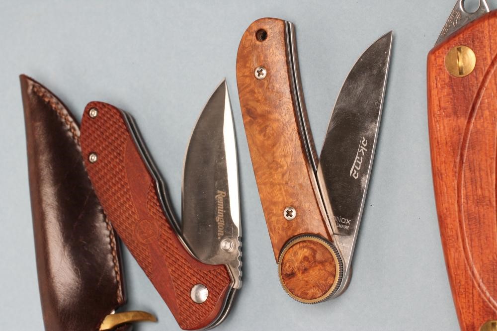 A CASSTROM NO.10 FIELD KNIFE Image