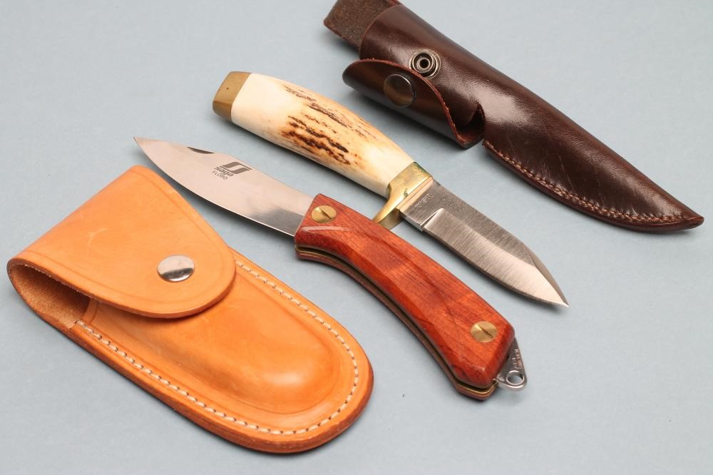 A CASSTROM NO.10 FIELD KNIFE Image