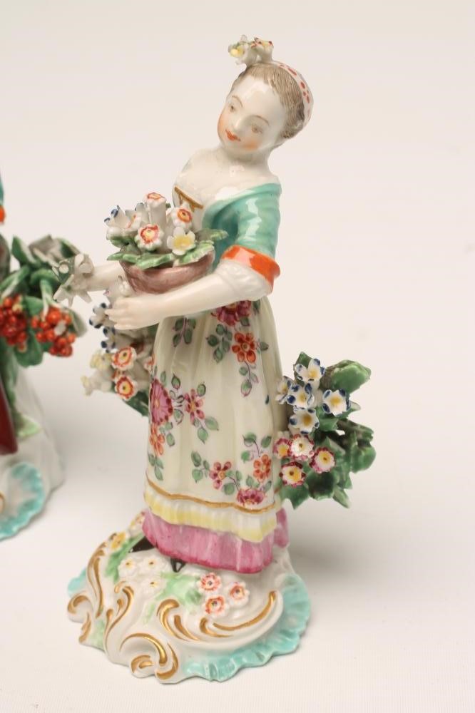 A PAIR OF DERBY PORCELAIN SMALL FIGURES Image