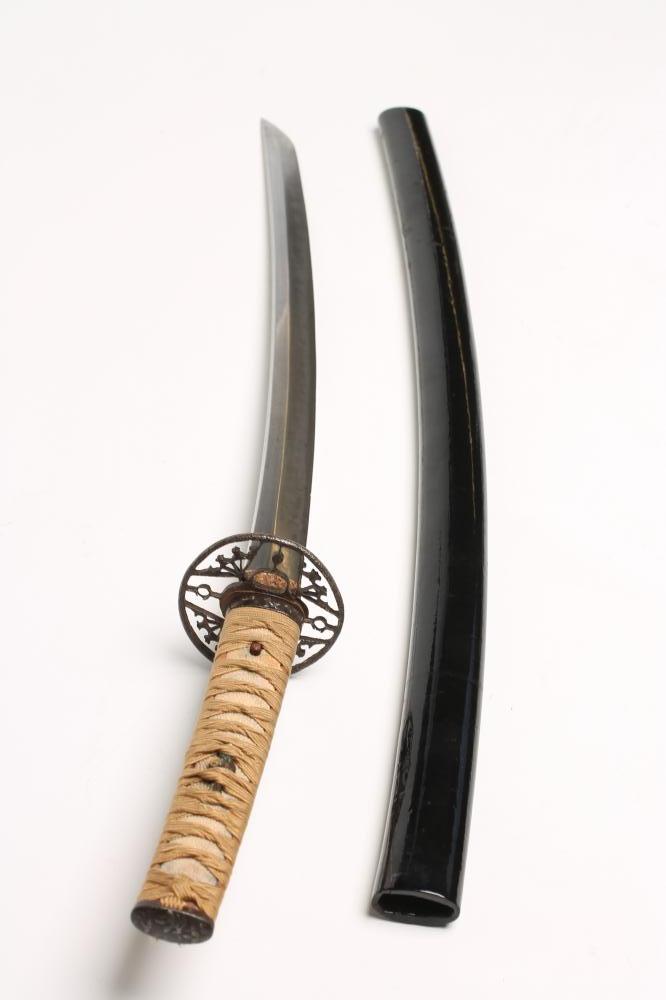 A JAPANESE CHISA KATANA Image