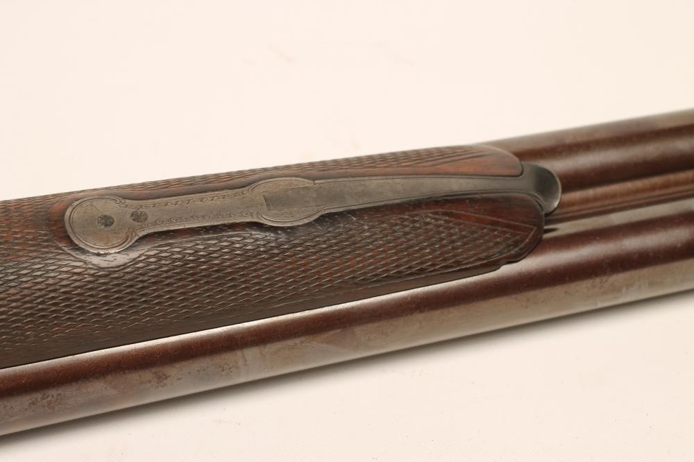 A HOLLAND & HOLLAND BACK-ACTION SIDELOCK 12 BORE SHOTGUN Image