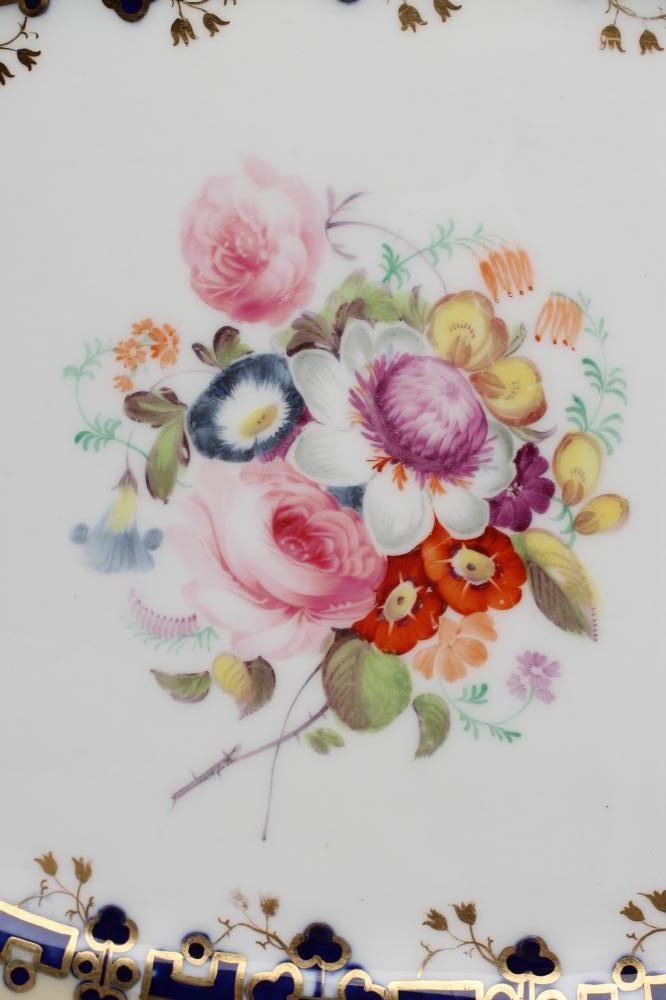 A COALPORT PORCELAIN PART TEA AND COFFEE SERVICE Image