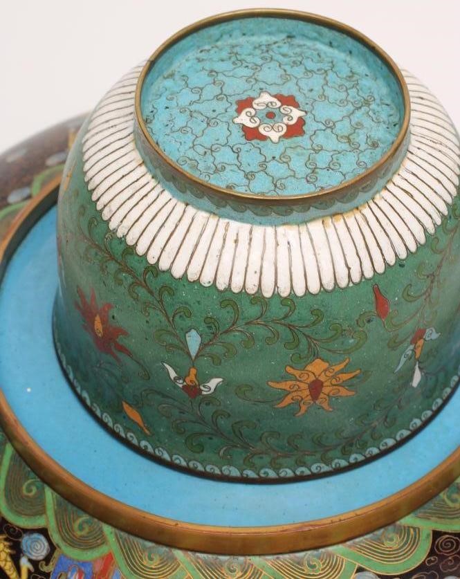 A PAIR OF CHINESE CLOISONNE ENAMEL BOWLS of plain rounded cylindrical form Image