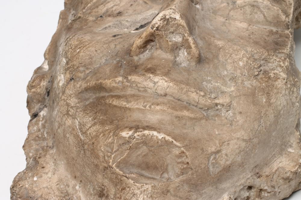 AN EGYPTIAN MARBLE HEAD Image
