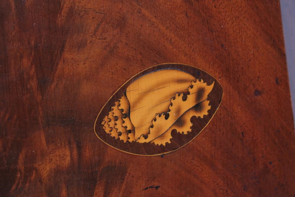 A GEORGIAN MAHOGANY KNIFE BOX Image