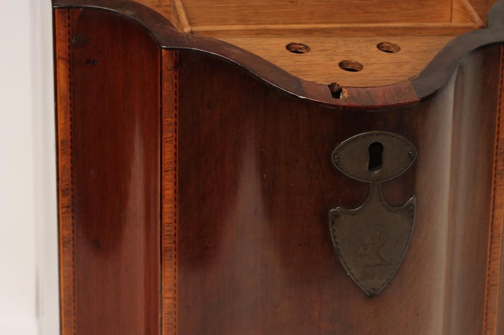 A GEORGIAN MAHOGANY KNIFE BOX Image