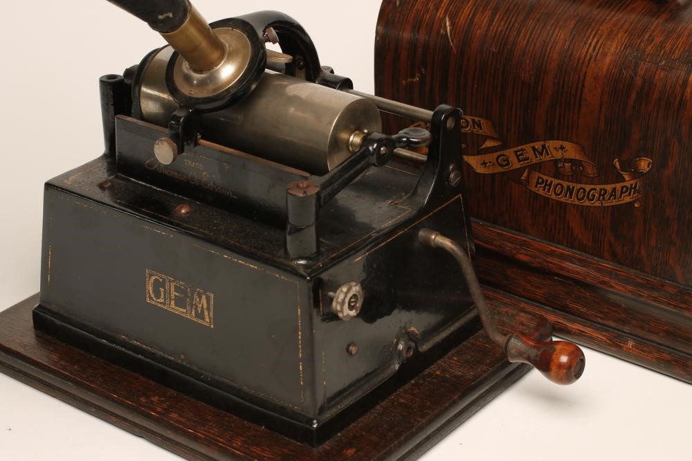 AN EDISON GEM PHONOGRAPH Image
