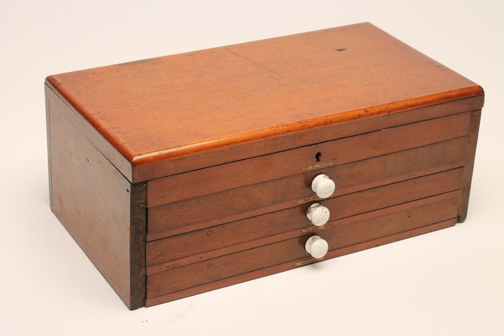 A MAHOGANY TABLE TOP LEPIDOPTORIST'S CHEST Image