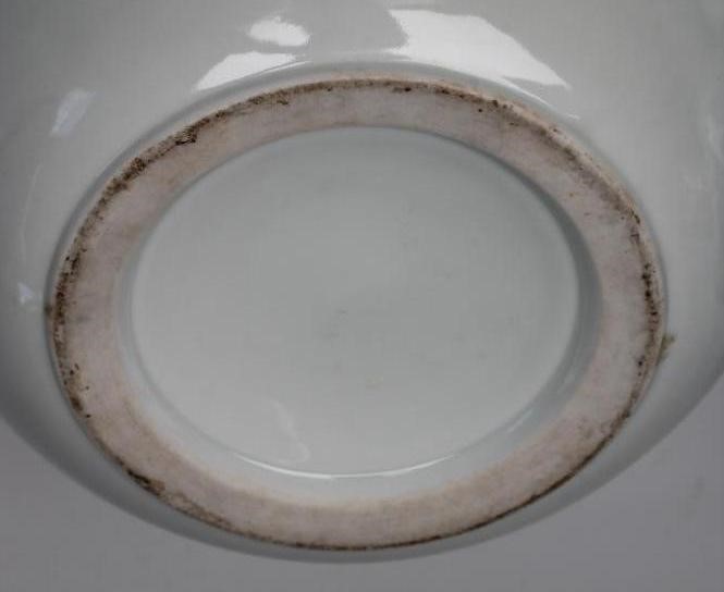 A PAIR OF HIRADO PORCELAIN JARS AND COVERS of globular form Image