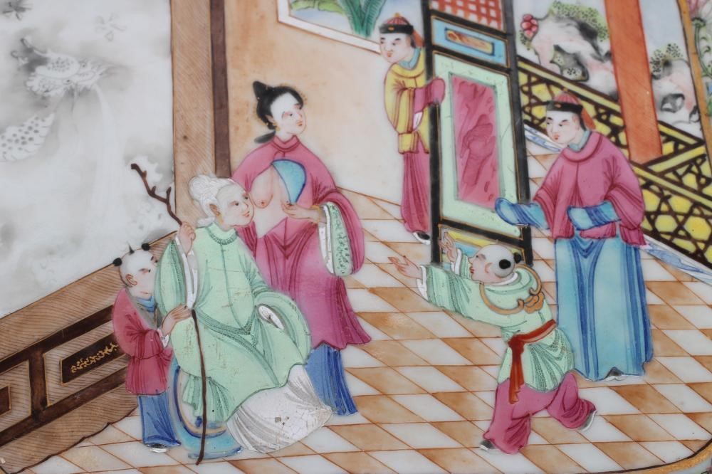 A CANTONESE PORCELAIN OBLONG VEGETABLE TUREEN AND COVER with re-entrant corners Image