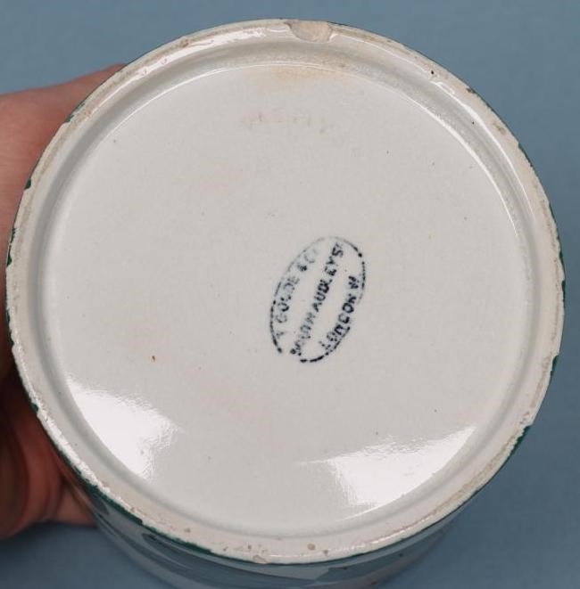 A WEMYSS POTTERY MARMALADE JAR AND COVER Image