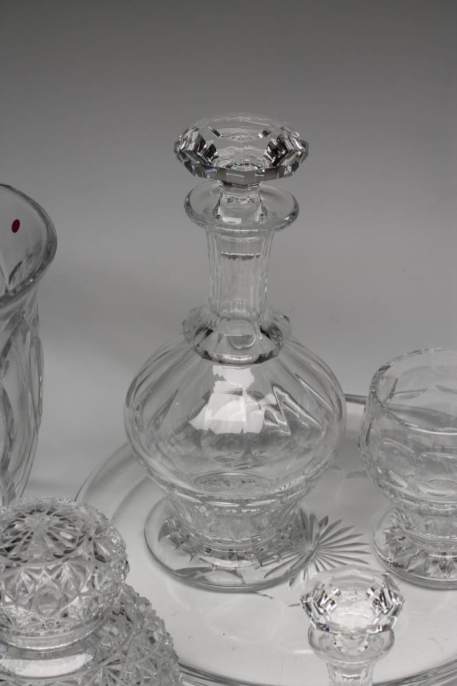 A COLLECTION OF BACCARAT GLASS Image